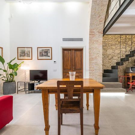 Massimo Boutique Apartment Cagliari Exterior photo